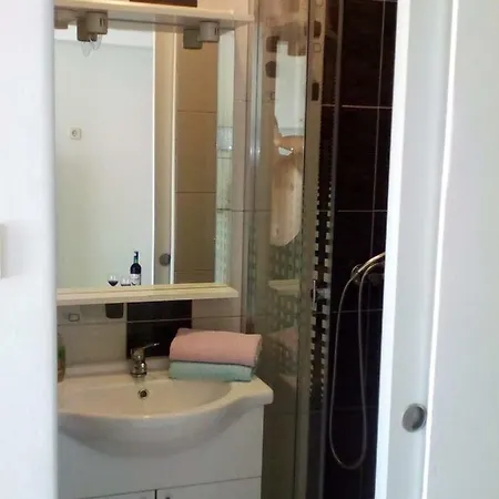Apartman Josic 1 Pirovac
